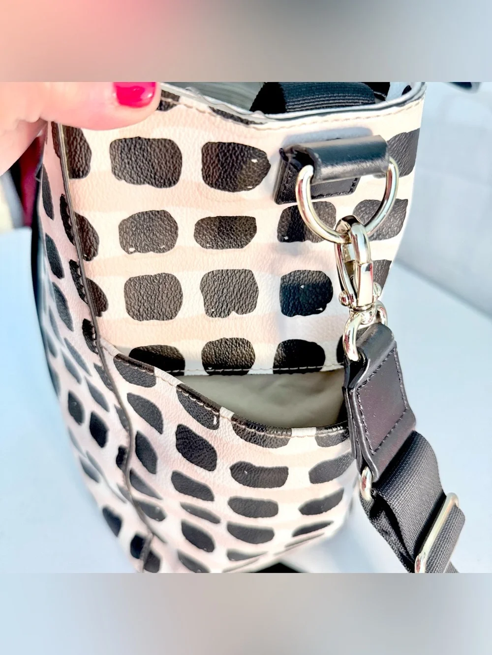 Kate Spade Grove Street Kaylie Polka Dot Baby Diaper Bag 21” x 13